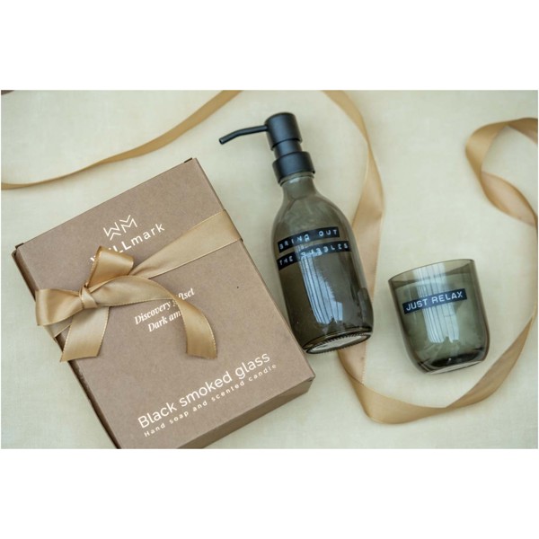 Distributeur de savon pour les mains de 200 ml et jeu de bougies parfumées de 150 g WELLmarkDiscovery - parfum ambré foncé