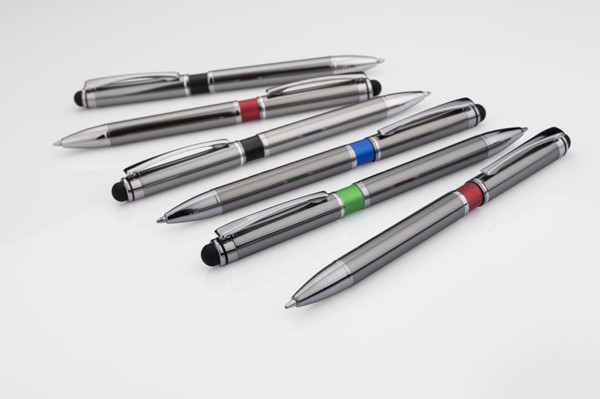 Puutepliiats TURBO - Must