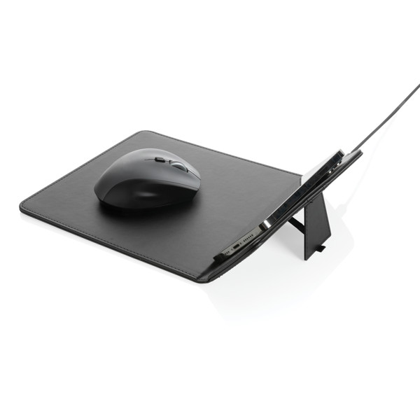 Swiss Peak RCS recycled PU 10W wireless charging mousepad