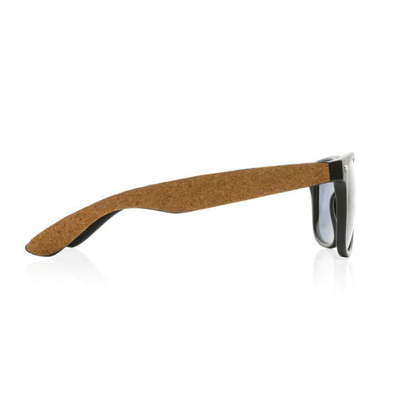 XD - GRS recycled PC plastic sunglasses with cork