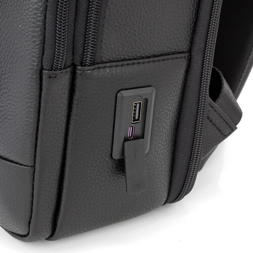 MOCHILA DE PELE PIERRE DELONE "BANKS"