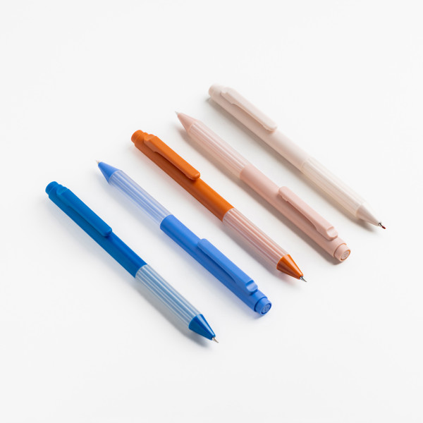 Esferográfica de Plástico Reciclado - Cor-de-rosa claro 