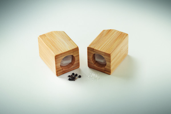 Bamboo salt & pepper set Both
