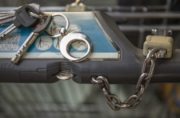 Keychain 2 in 1 SHOPER