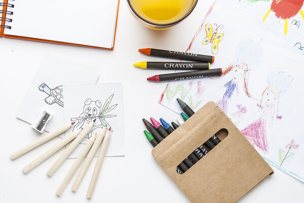 Set de 12 pastels de couleurs Lola