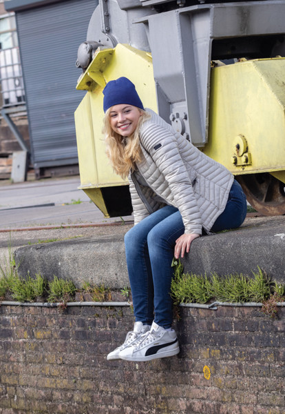 Klasická beanie čapica Impact z Polylana® AWARE™ - Námornícka Modrá