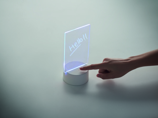 Light-up LED memo board Ledmemo