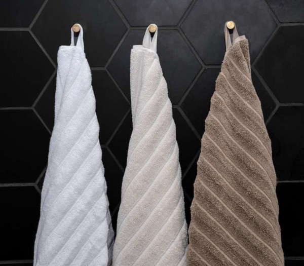 Olima Premium Towel - White / 70X140
