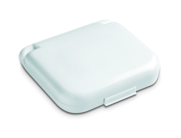 Compact sewing kit Sastre