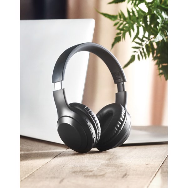 MB - Wireless headphone Cleveland