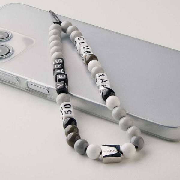 Bracelete para o telemóvel com fixação por corda