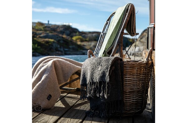 Kosta Linnewafveri Sjövallen Plaid 130x170 cm - Gris