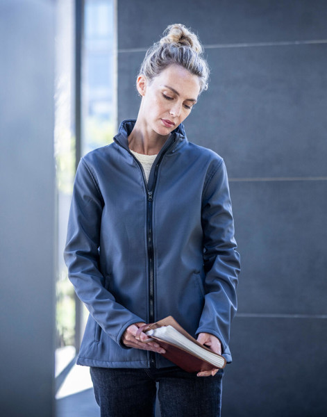 Women's Ablaze Printable Softshell - Black / Black / 12 (38)
