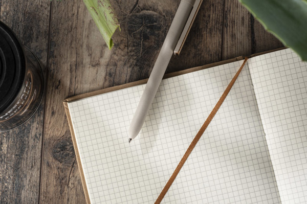 Notebook RITTO A5 with a pen