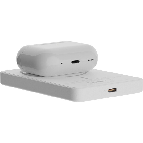 Xtorm Go2 15W 5000 mAh wireless power bank - White