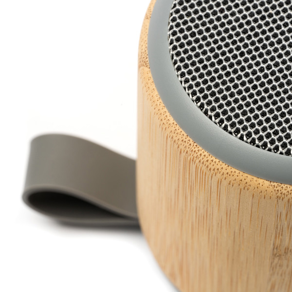 Altavoz inalámbrico personalizado de bambú 3W con asa de silicona