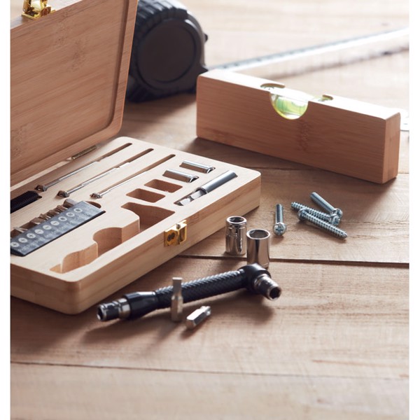 MB - 21 pcs tool set in bamboo case Gallaway