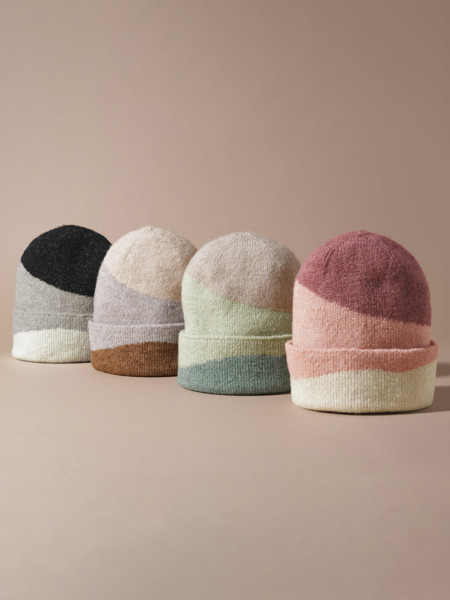 Soft Wave Beanie - Almond / Pistachio / Dusty Green