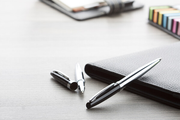 Parure écriture métal Station