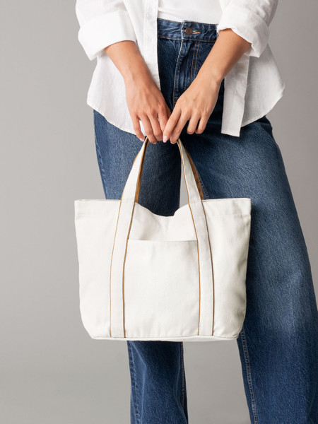 Courtside Medium Tote - Soft White / Caramel