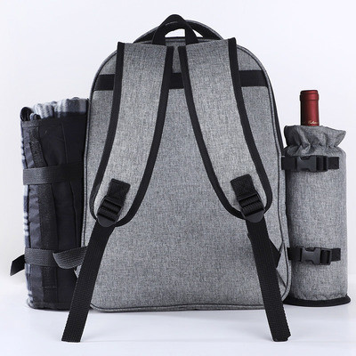 Picnic backpack for 4 people