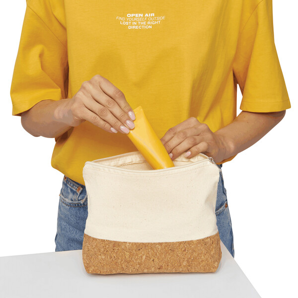 Accessory Bag Cork Use