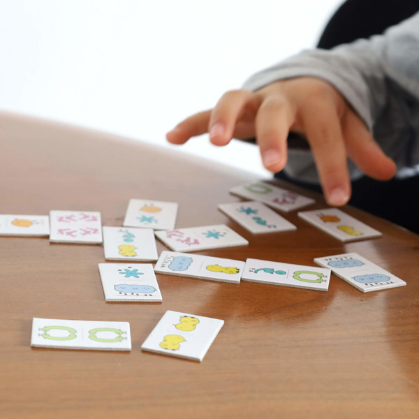 Dominoes On Cardboard 28 Pieces With Customizable Packaging