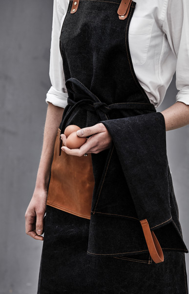 Vinga Asado apron, stonewashed canvas 500 gsm - Black