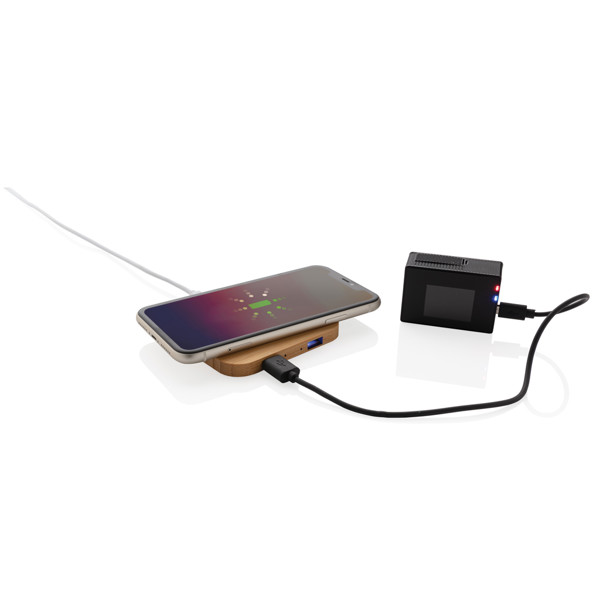 Bambusov brezžični polnilnik Xd Collection 10W, USB priključki