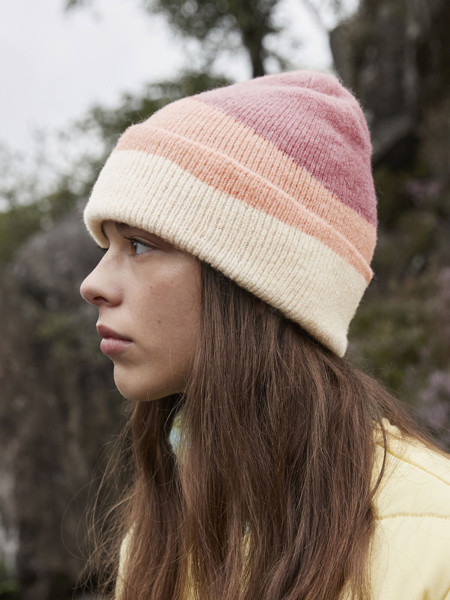 Soft Wave Beanie - Almond / Pistachio / Dusty Green