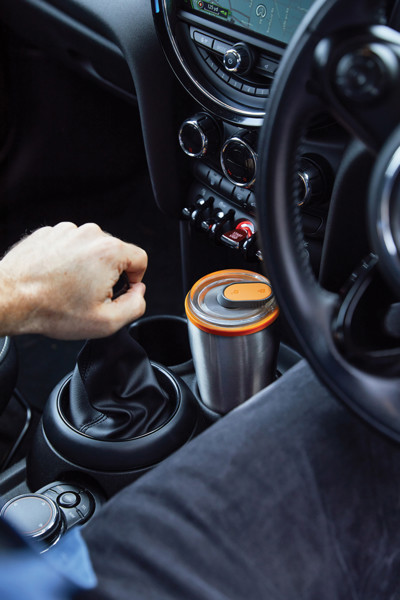 Cestovní nerezový termo hrnek 600ml Black+Blum - Oranžová