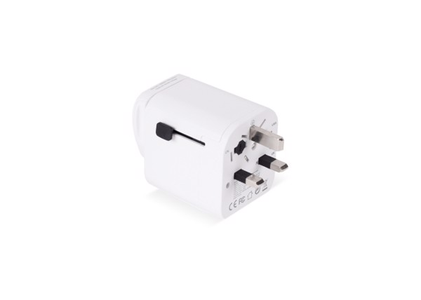 Universal travel adapter