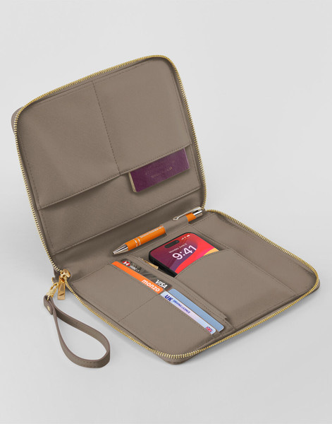 Boutique Travel / Tech Organiser - Oyster / ONE SIZE