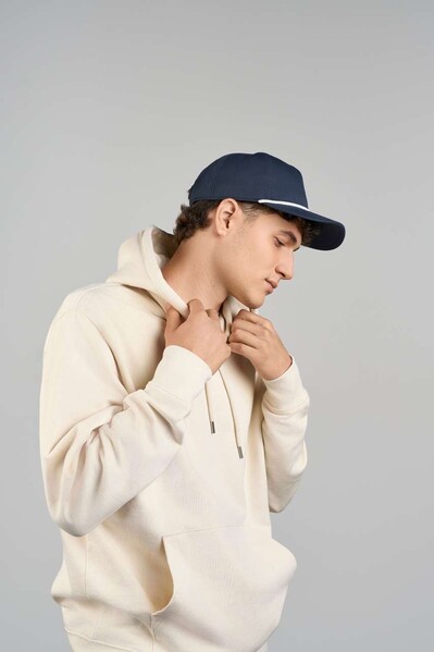 Paka - White / Black