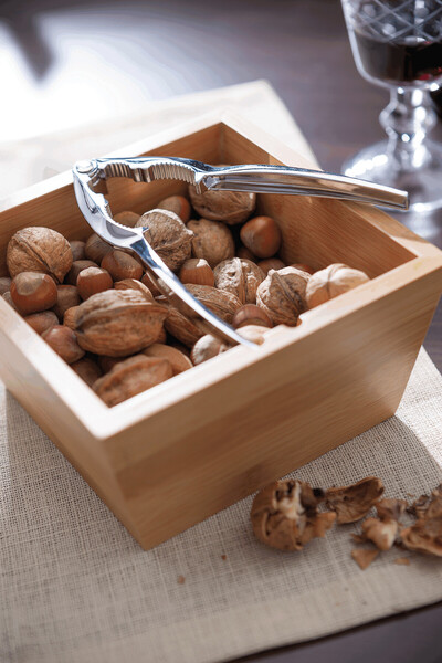 Bamboo Nutcracker Set Click