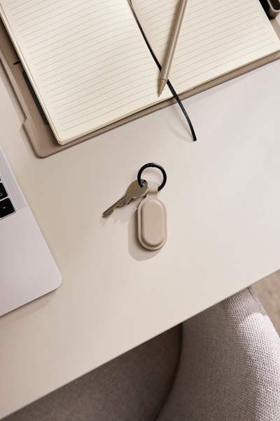 VINGA Baltimore RCS Key tag With Finder Dual - Greige