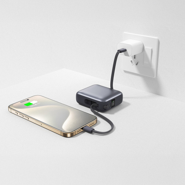 BUSHI - Batterie Powerbank 10,000 mAh avec câbles intégrés à charge rapide 22,5W
