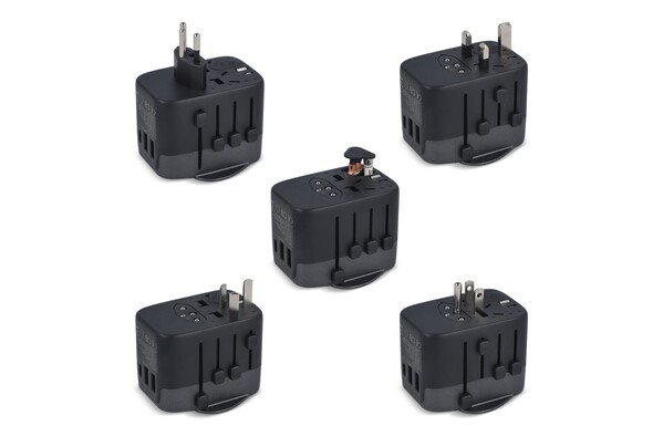 4030 | Adaptateur de voyage PowerPro en plastique recyclé