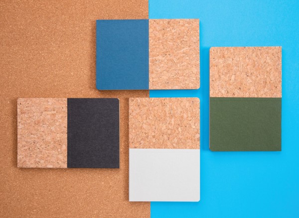 Carnet A5 à couverture en kraft et en liège - Bleu
