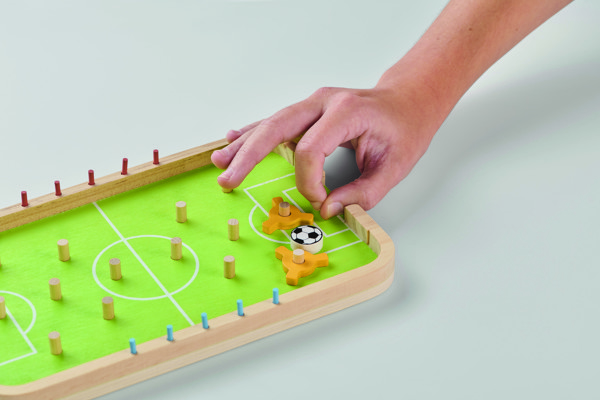 Wooden soccer game Bolin