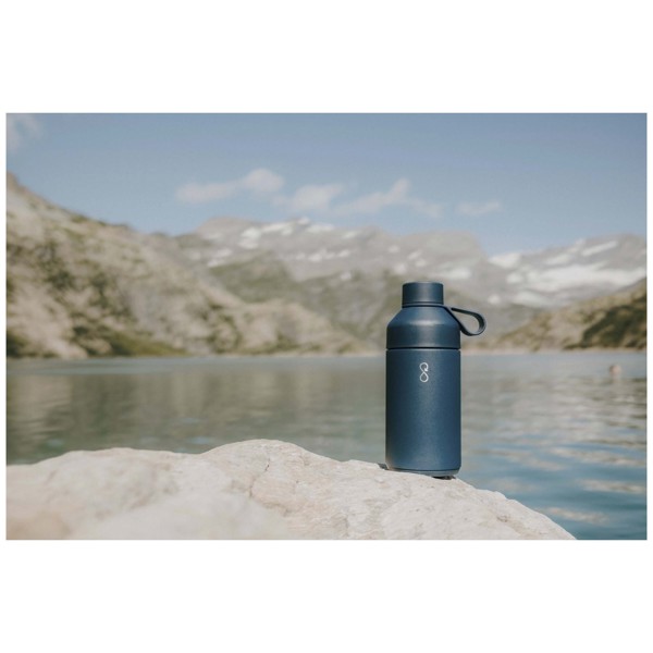 Ocean Bottle 750 ml vacuum insulated water bottle - Ocean Blue