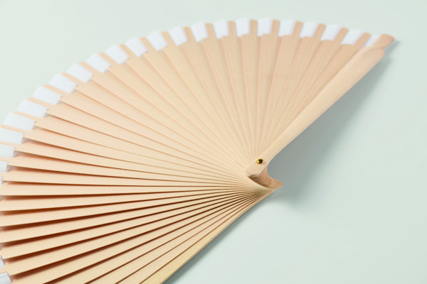 Wooden hand fan Woodfan - White