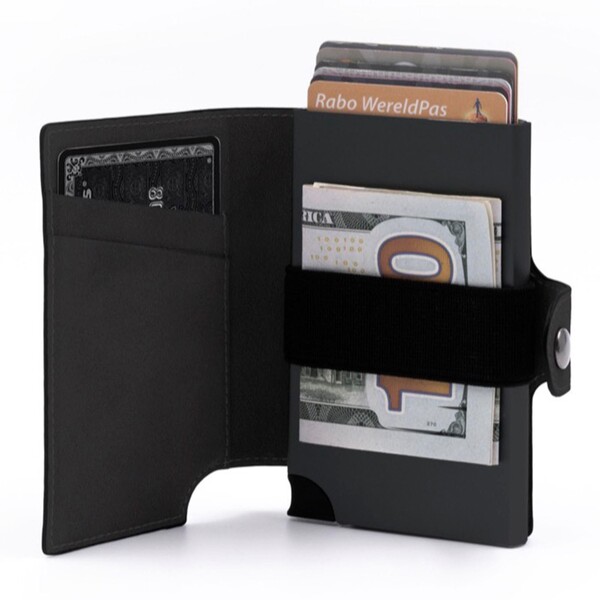 BrandCharger card holder Wally Porto | RFID protection - black