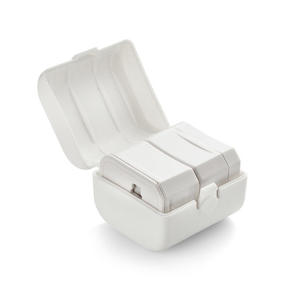 Travel adapter RESA