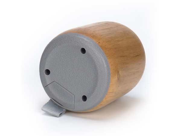 Bamboo bluetooth speaker