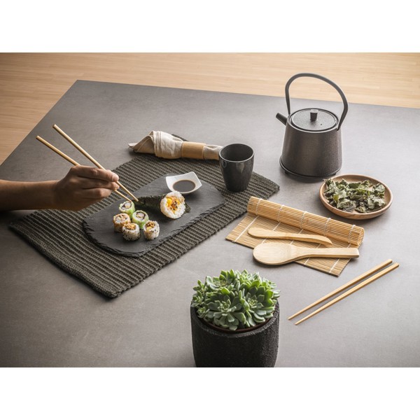 MORIMOTO. Set pour sushi en bambou