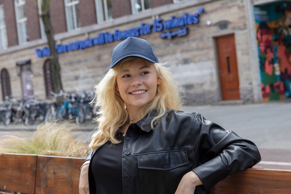 Casquette filet 5 panneaux coton recyclé Impact AWARE™ - Bleu Marine
