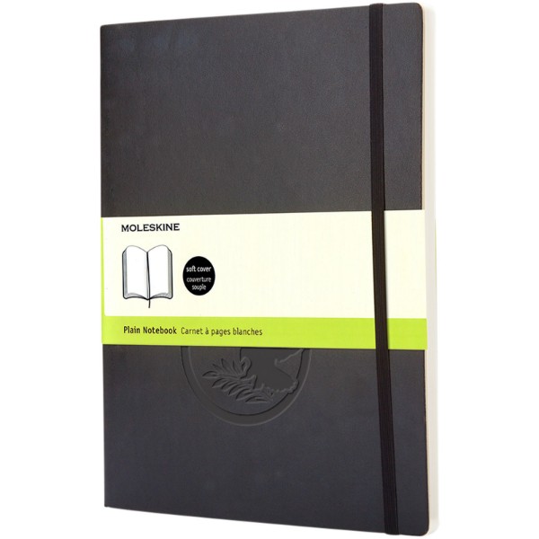 Classic XL soft cover notebook - plain - Solid Black