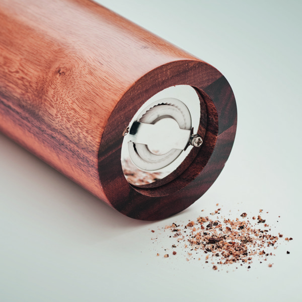 Moinho de pimenta em madeira Tucco