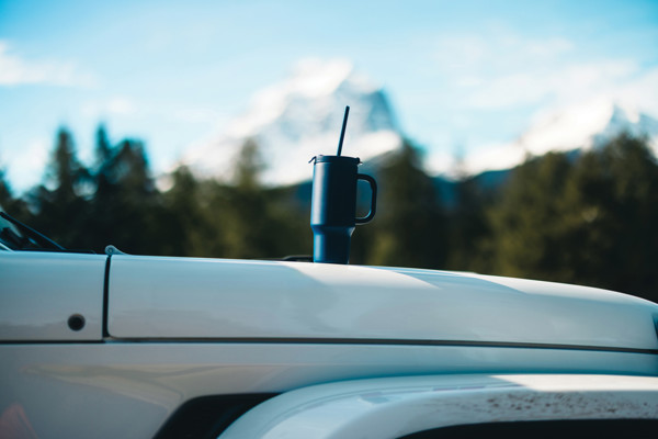 Mug 480 ml étanche en acier inoxydable recyclé RCS Cruiser - Bleu Marine